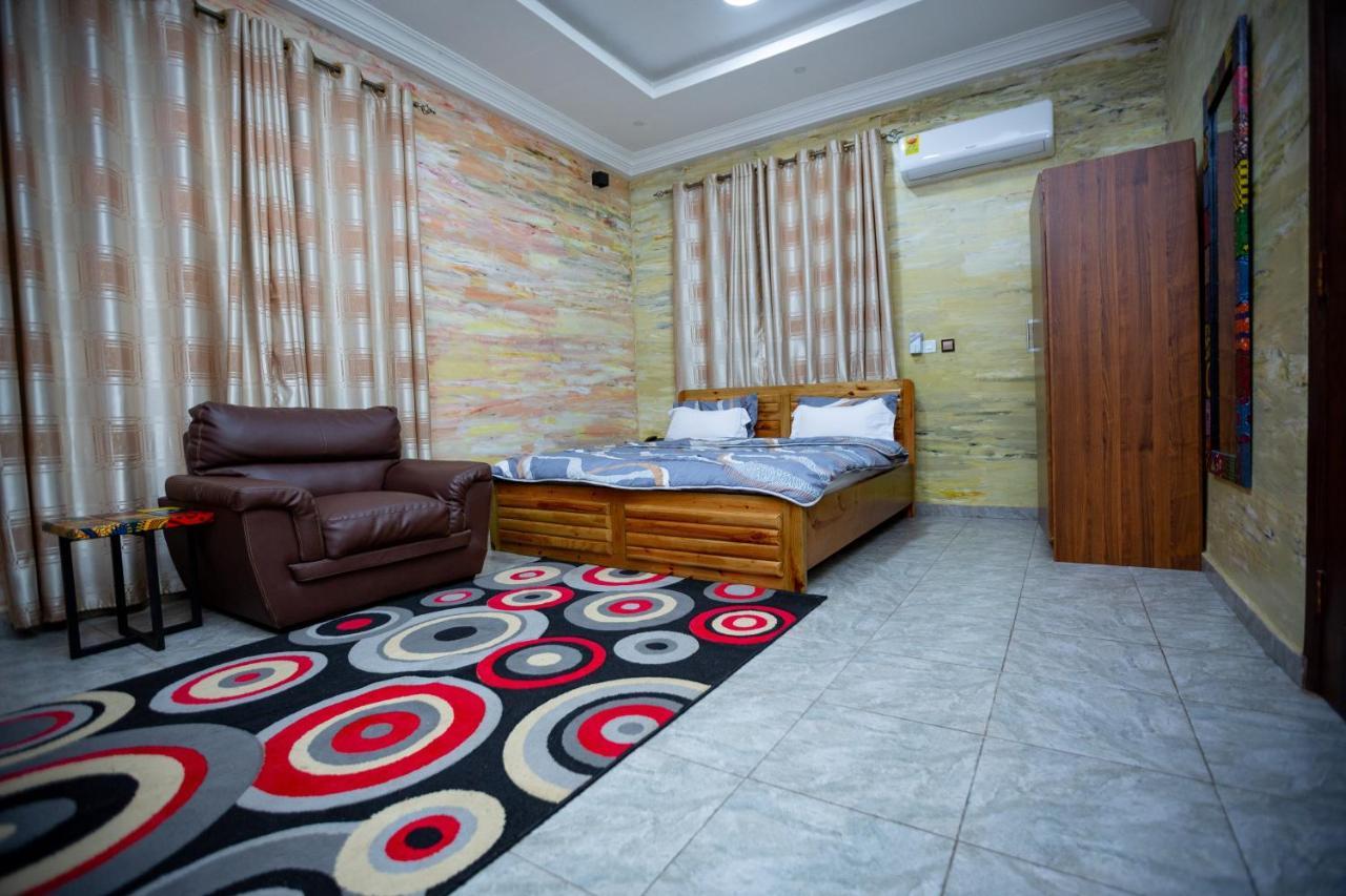 Bays Boutique Apartment Аккра Екстер'єр фото