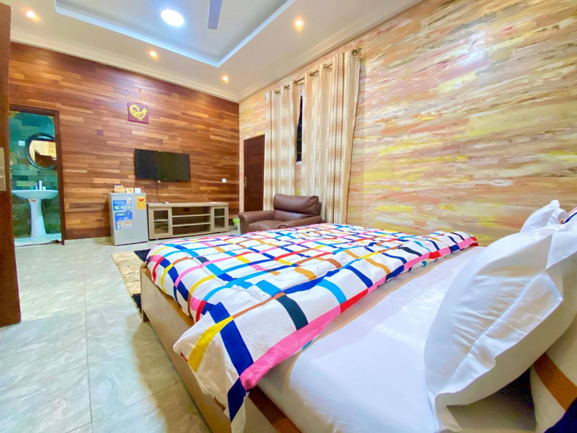 Bays Boutique Apartment Аккра Екстер'єр фото
