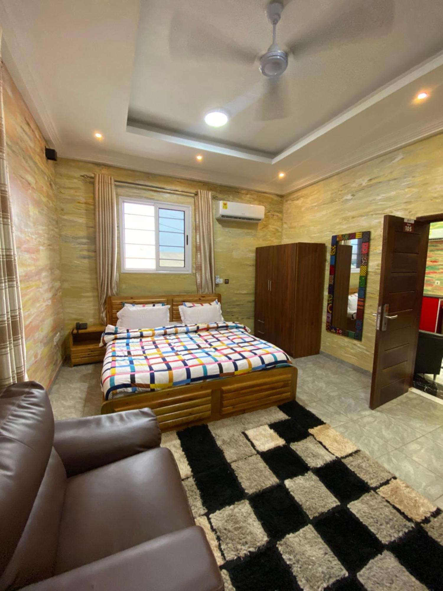 Bays Boutique Apartment Аккра Екстер'єр фото