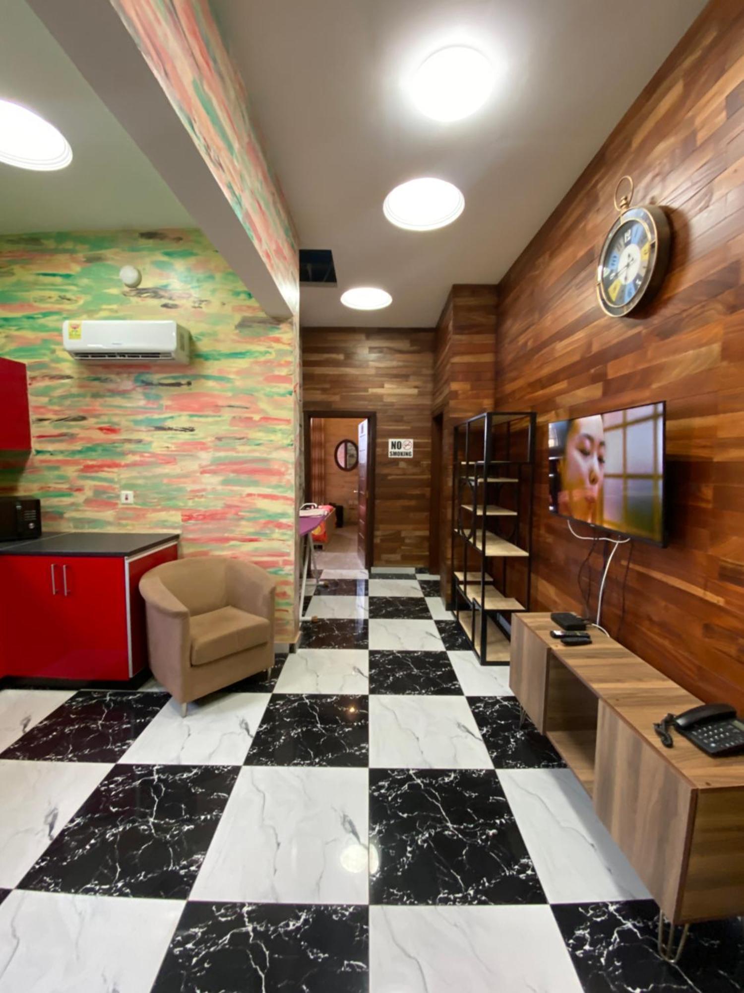 Bays Boutique Apartment Аккра Екстер'єр фото
