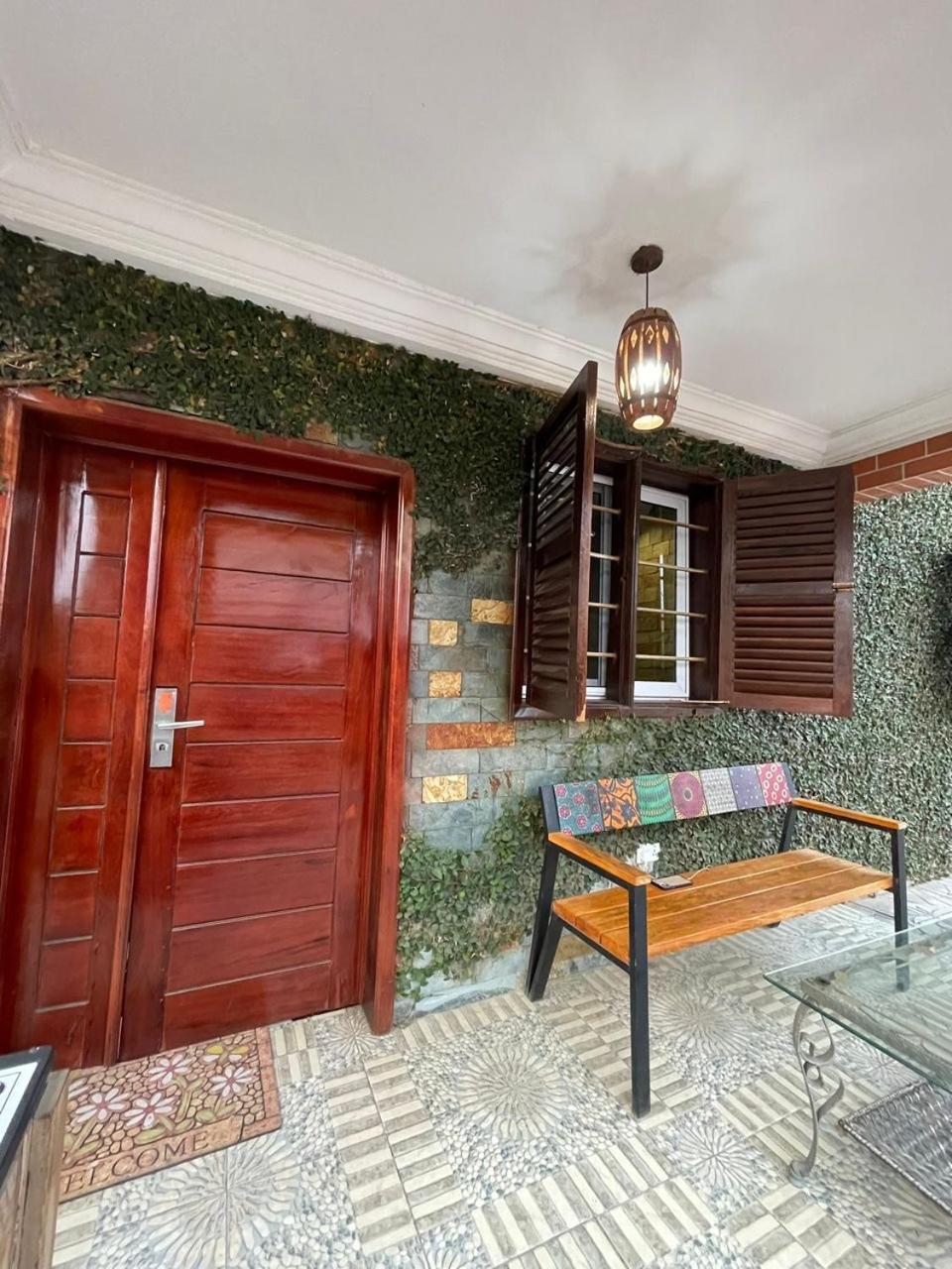 Bays Boutique Apartment Аккра Екстер'єр фото